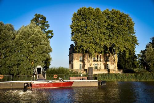 Фотографии гостиницы 
            Château Grattequina Hôtel