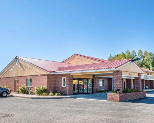 Фотография гостиницы Econo Lodge by Choicehotels