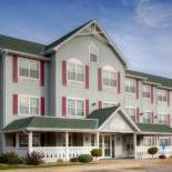 Фотография гостиницы Country Inn & Suites by Radisson, Waterloo, IA