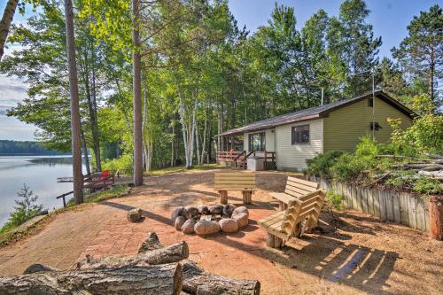 Фотографии гостевого дома 
            Lakefront Cabin with Private Dock, Beach and Fire Pit!