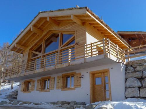 Фотографии гостевого дома 
            Chalet Chalet Jadi