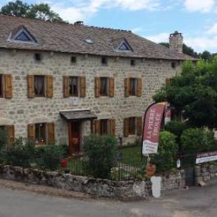 Фотографии мини отеля 
            La Pierre Trouée Chambre d'Hôtes