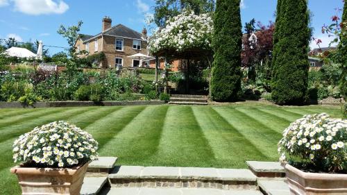 Фотография мини отеля Rookwood Farmhouse B&B