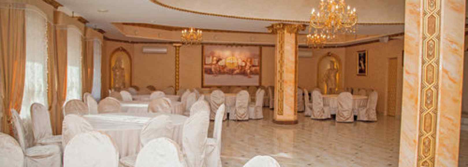 Фотография банкетного зала Сенат