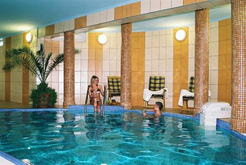 Фотографии гостиницы 
            Wellness Hotel-M - Hajdúszoboszló