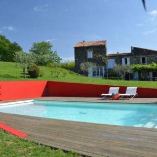 Фотографии гостевого дома 
            Maison de 5 chambres avec piscine privee jardin et wifi a Saint Lager Bressac