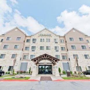 Фотографии гостиницы 
            Staybridge Suites Houston - Humble Beltway 8 E, an IHG Hotel