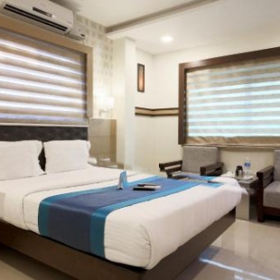 Фотография гостиницы Hotel Monarch International Jayanagar