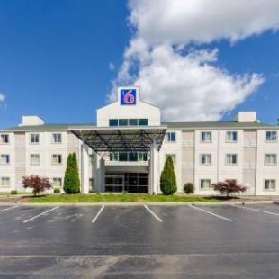 Фотографии гостиницы 
            Motel 6-Bristol, VA