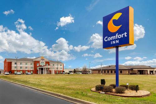 Фотография гостиницы Comfort Inn US Hwy 80