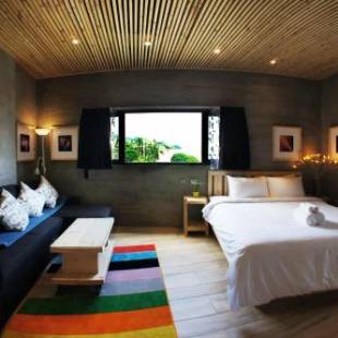 Фотографии мини отеля
鄰近沙灘 國旅卡特約 另有包棟 船帆石原宿