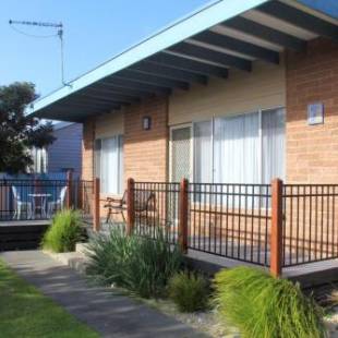 Фотографии гостевого дома 
            Cronulla Cottage @ Cape Woolamai