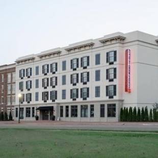 Фотографии гостиницы 
            SpringHill Suites by Marriott Huntsville West/Research Park