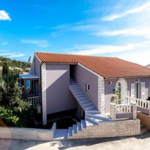 Фотографии гостевого дома 
            Apartments by the sea Brna, Korcula - 9147