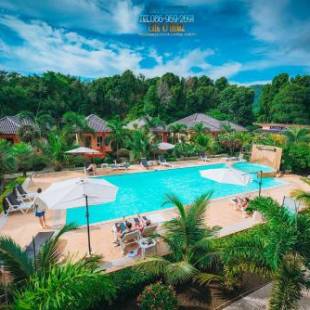 Фотографии гостиницы 
            Peaceful Resort Koh Lanta - SHA Plus