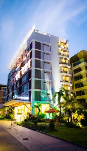 Фотография гостиницы Crystal Jade Hotel