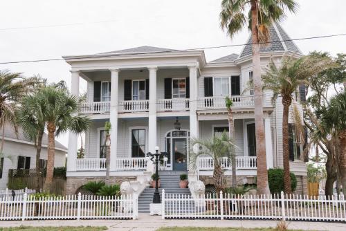 Фотографии мини отеля 
            Carr Mansion