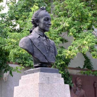 Фотография памятника Памятник А. Суворову