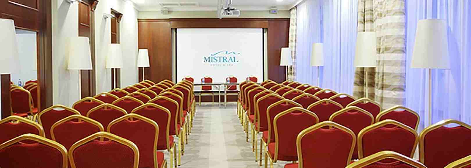 Фотография конференц-зала Марк Шагал