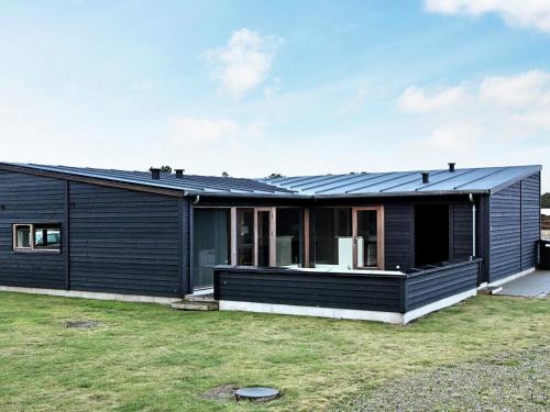 Фотография гостевого дома Three-Bedroom Holiday home in Rømø 34