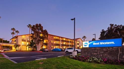 Фотографии гостиницы 
            Best Western Carlsbad by the Sea