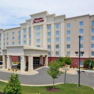 Фотографии гостиницы 
            Hampton Inn & Suites Durham North I-85