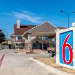 Фотография гостиницы Motel 6-North Richland Hills, TX - NE Fort Worth