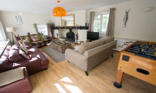 Фотография гостевого дома Shippenrill Croyde | 6 Bedrooms / Sleeps 13 | Hot Tub*