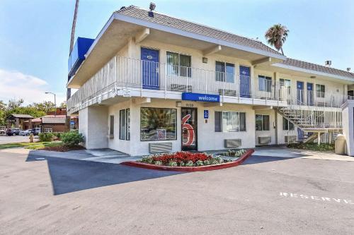 Фотография мотеля Motel 6-Pleasanton, CA