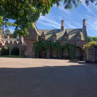 Фотографии гостевого дома 
            Luffness Castle Wing