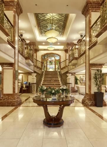 Фотография гостиницы Killarney Plaza Hotel & Spa