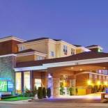 Фотография гостиницы Holiday Inn Express- West Sacramento, an IHG Hotel