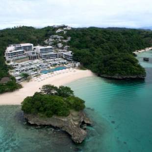 Фотографии гостиницы 
            Crimson Resort and Spa Boracay