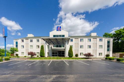 Фотография гостиницы Motel 6-Bristol, VA