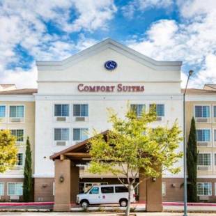 Фотографии гостиницы 
            Comfort Suites Clovis