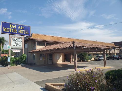 Фотография гостиницы Bel Air Motor Hotel