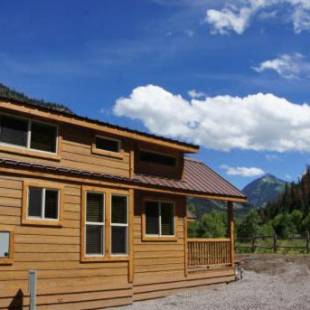 Фотографии базы отдыха 
            Ouray Riverside Resort - Inn & Cabins