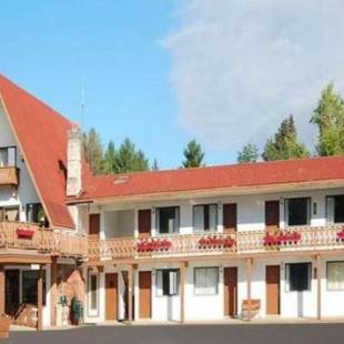 Фотографии гостиницы 
            Rodeway Inn Lake Placid