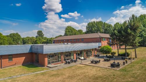 Фотография гостиницы Holiday Inn Express Preston South, an IHG Hotel