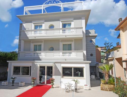 Фотографии гостиницы 
            Hotel Residence Villa Del Mare