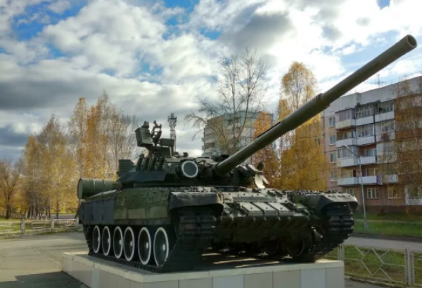 Фотография памятника Памятник Танк Т72