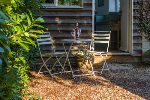 Фотография гостевого дома Bluebell Studio