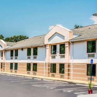 Фотографии гостиницы 
            Quality Inn Sandersville