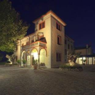 Фотографии гостиницы 
            Villa dei Tigli 920 Liberty Resort
