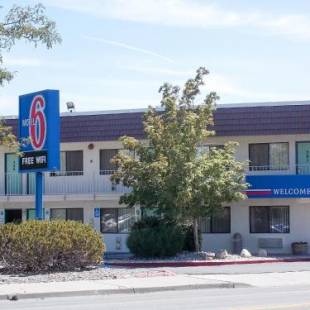 Фотографии гостиницы 
            Motel 6-Reno, NV - Livestock Events Center