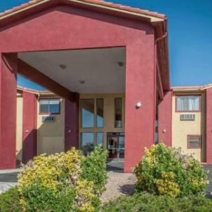 Фотографии гостиницы 
            Quality Inn Rio Rancho