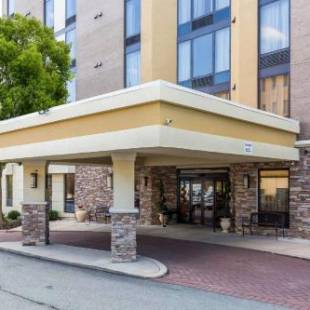 Фотографии гостиницы 
            Comfort Inn Shady Grove - Gaithersburg - Rockville