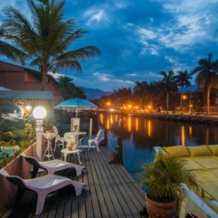 Фотография хостела MELHOR OPÇÃO - Pousada Casa do Rio Hostel - 3 min do Centro Hístorico - Passeio de Barco com saída do deck da Pousada - Perto da Praia e Beira Rio