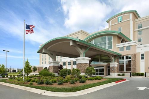 Фотография гостиницы Embassy Suites Atlanta - Kennesaw Town Center