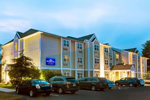 Фотографии гостиницы 
            York Microtel Inn & Suites by Wyndham